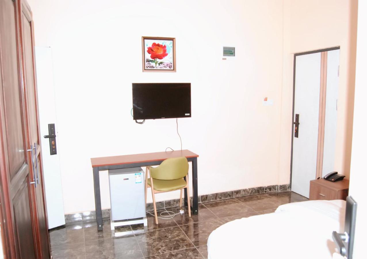 High Level Apartment Haatso Bagian luar foto