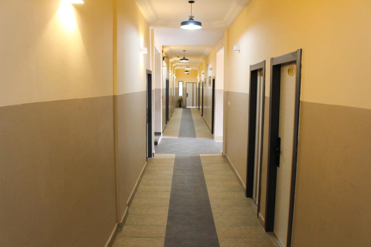 High Level Apartment Haatso Bagian luar foto
