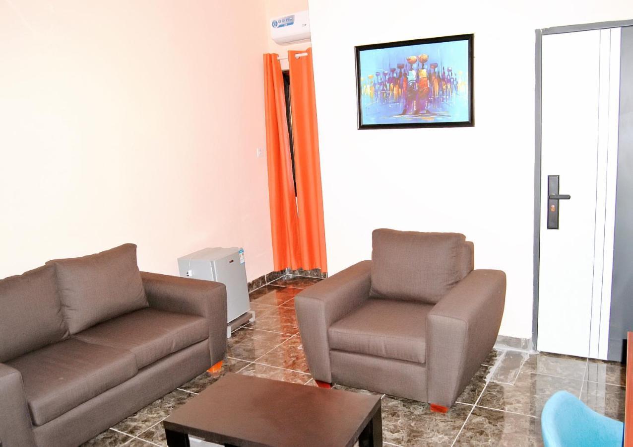 High Level Apartment Haatso Bagian luar foto