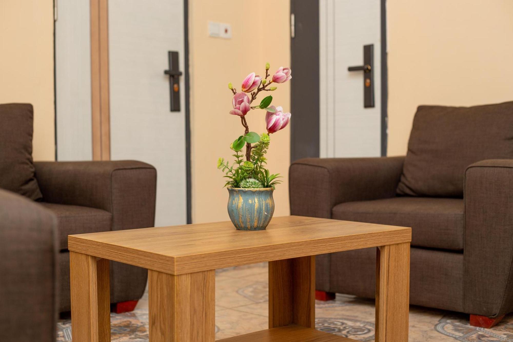 High Level Apartment Haatso Bagian luar foto